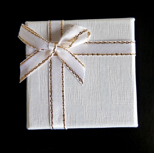 Dárková krabička - bílo-zlatá (5,5 x 5,5 cm) 